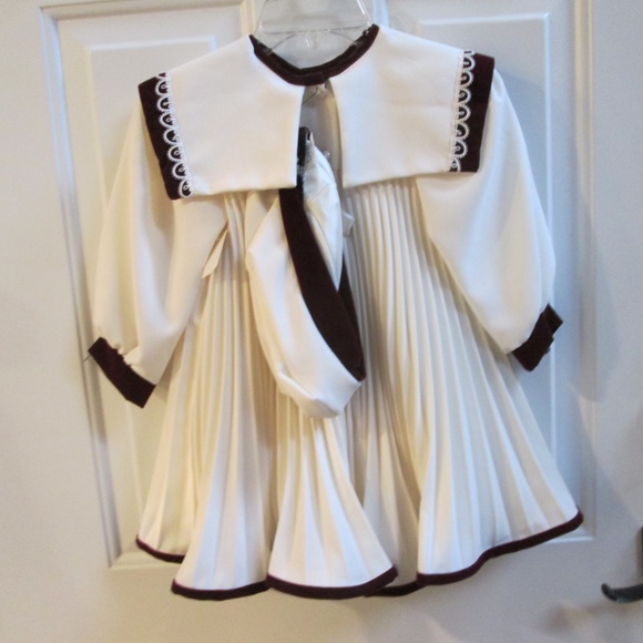 new GIRLS FORMAL white pleated dress with matching hat Sz 4 - Picture 6 of 15